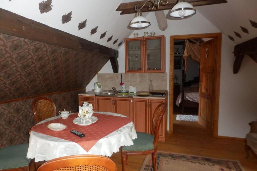 Zamecek Zdiky - Knizeci Apartman Bujanov Bagian luar foto